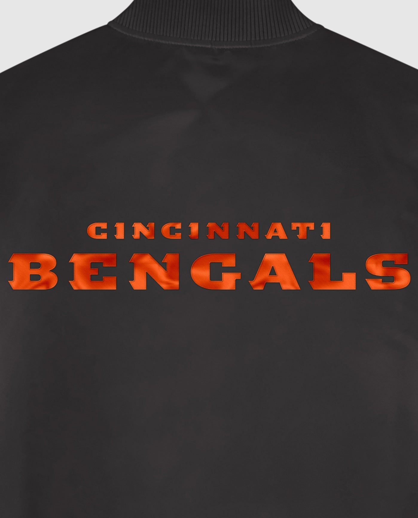 Detail View of Starter Black Cincinnati Bengals Satin Full-Snap Starter Jacket | STR CINCINNATI BENGALS BLACK