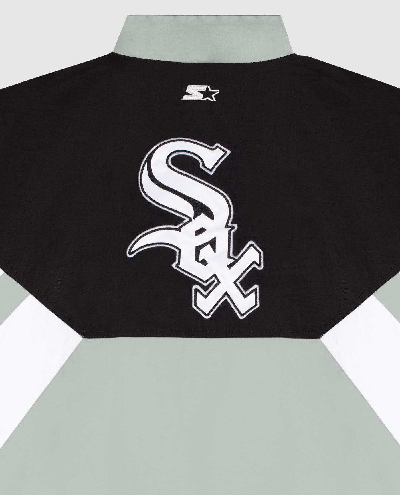 Detail View of Starter Grey Chicago White Sox Nylon Half-Zip Starter Jacket | STR CHICAGO WHITE SOX GREY