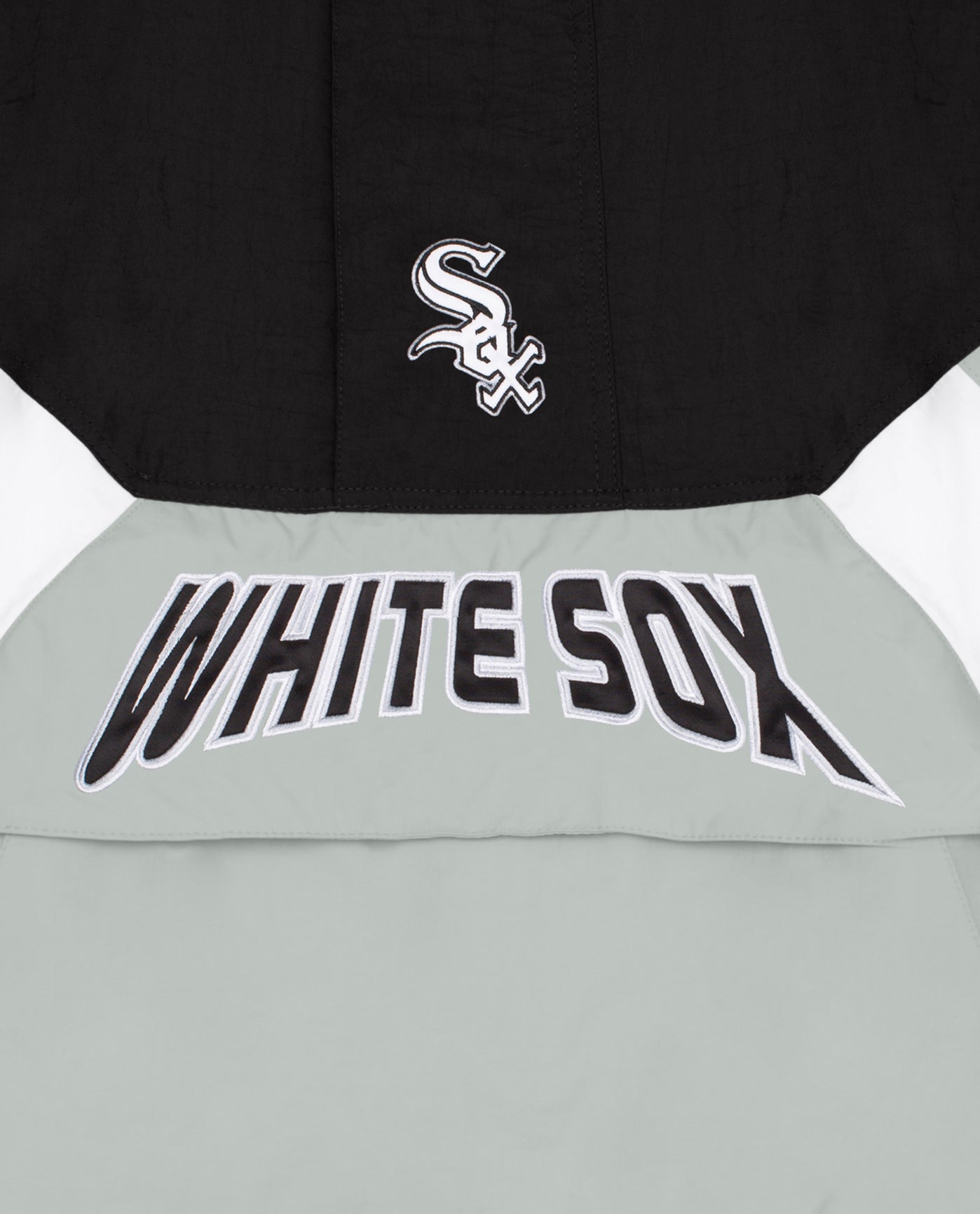Alternate Detail View of Starter Grey Chicago White Sox Nylon Half-Zip Starter Jacket | STR CHICAGO WHITE SOX GREY