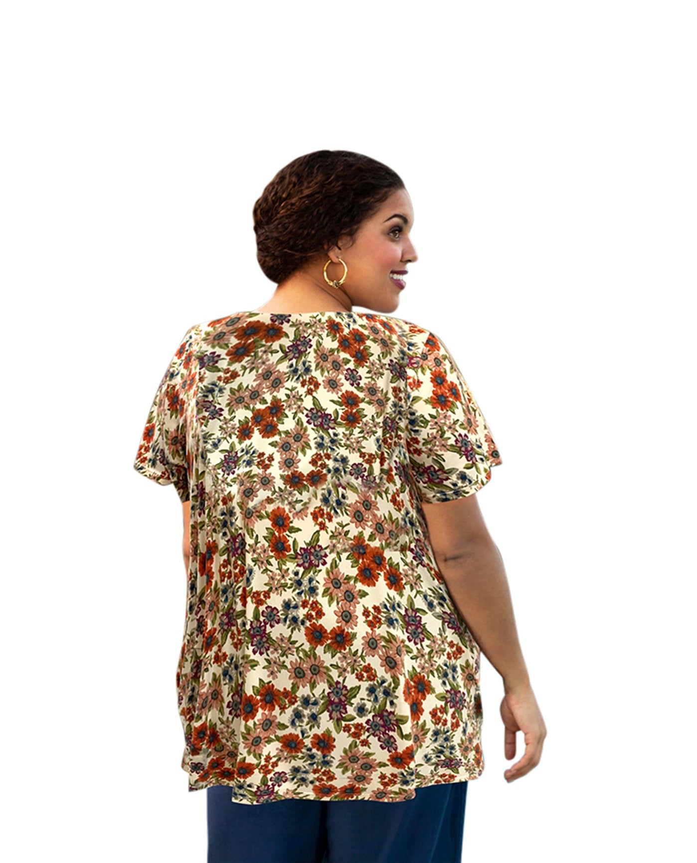 Back of Plus Size Printed Scoop Neck Short Sleeve Taylor Tunic | 268 OTPS White Ground Floral