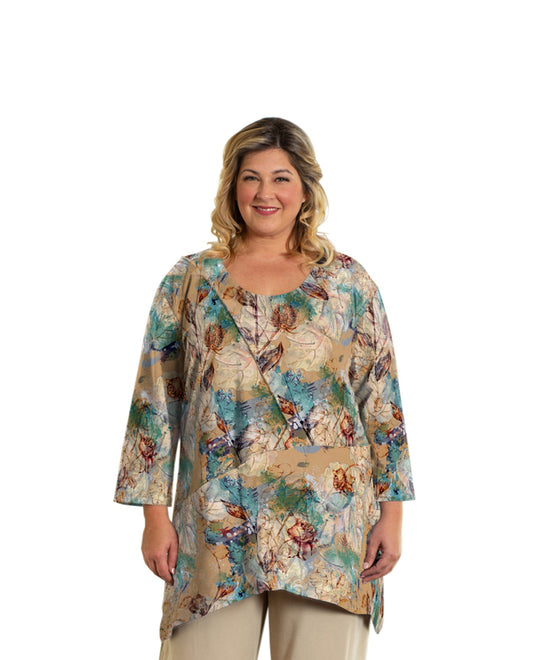 Front of Plus Size Printed Caiden Tunic | 213 OTPS Dry Roses