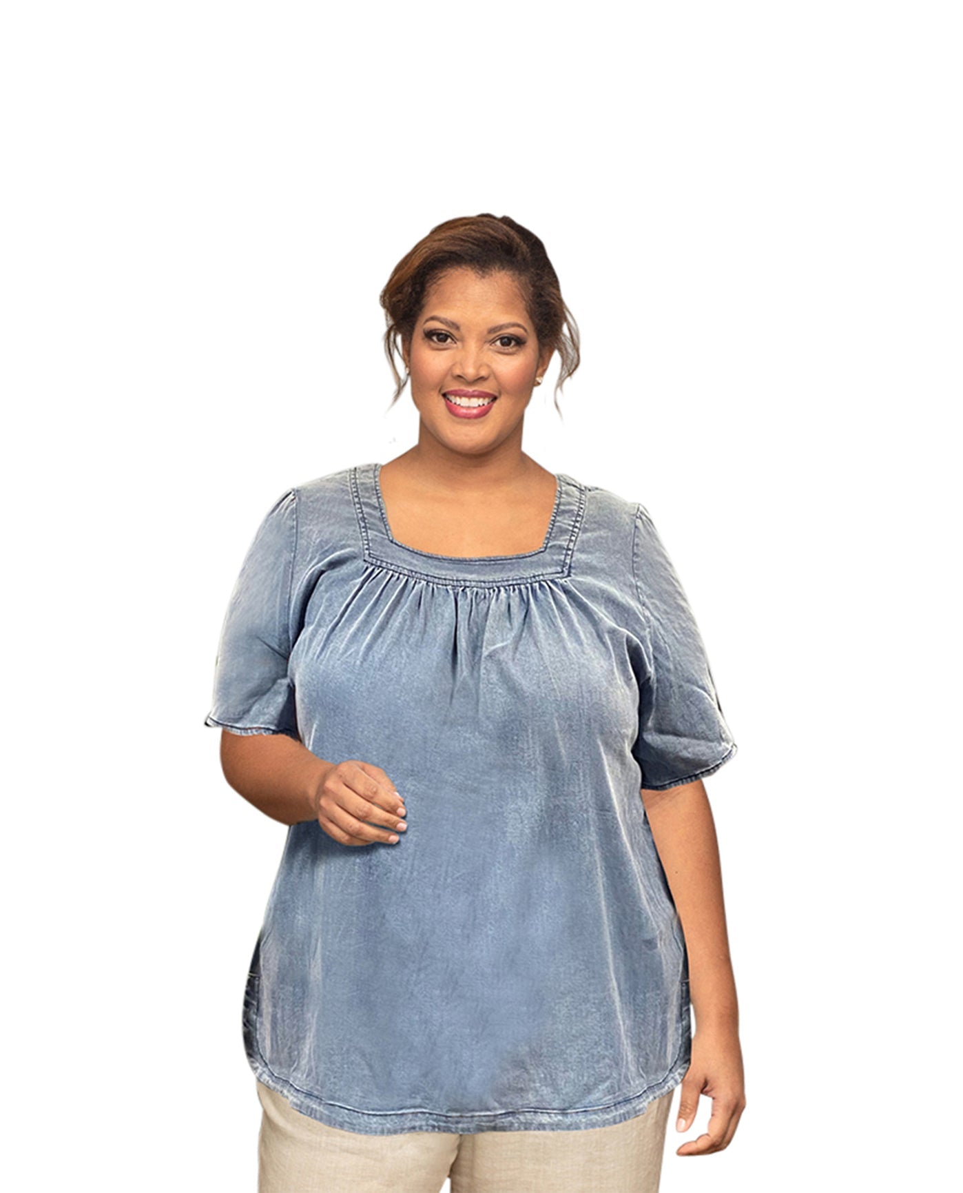 Front of Chambray Short Sleeve Pop Over Plus Size Top | 033 OTPS Light Wash Denim