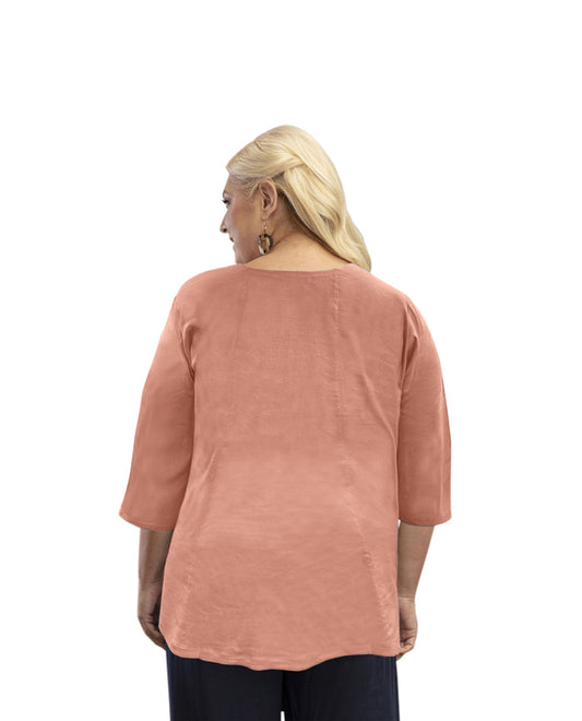 Back of Linen 3/4 Sleeve V-Neck Plus Size Top | 027 OTPS Blush Pink