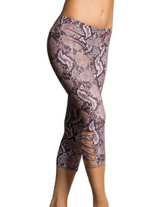 Front View of Onzie Mamba Weave Capri | ONZ MAMBA WEAVE