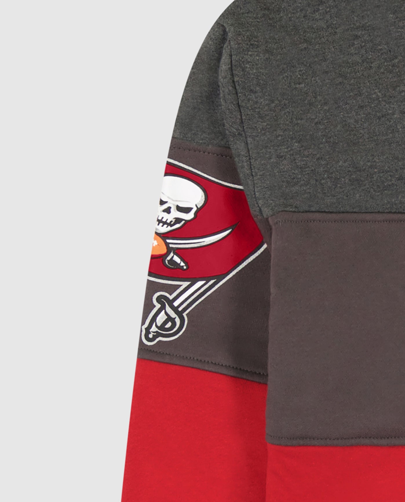 Detail View of Starter Grey And Red Tampa Bay Buccaneers Pullover Hoodie | STR TAMPA BAY BUCCANEERS GREY AND RED