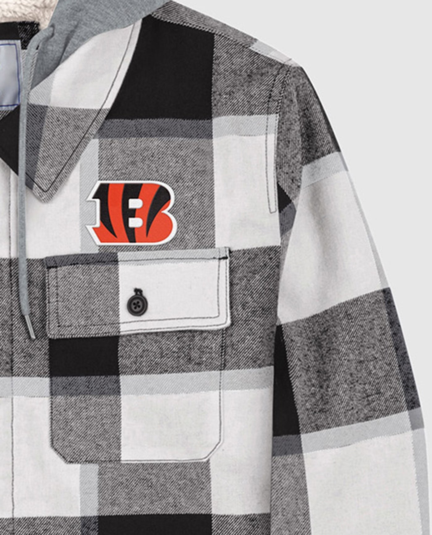 Side View of Starter Black Cincinnati Bengals The Big Joe Sherpa Lined Plaid Starter Jacket | STR CINCINNATI BENGALS BLACK