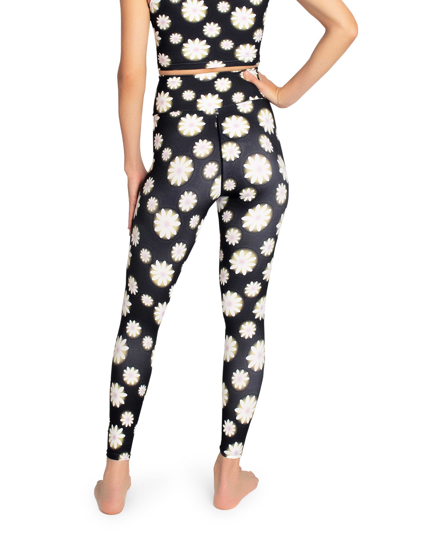 Back View Of Nicole Miller High Rise Legging | NM HAZY DAISY