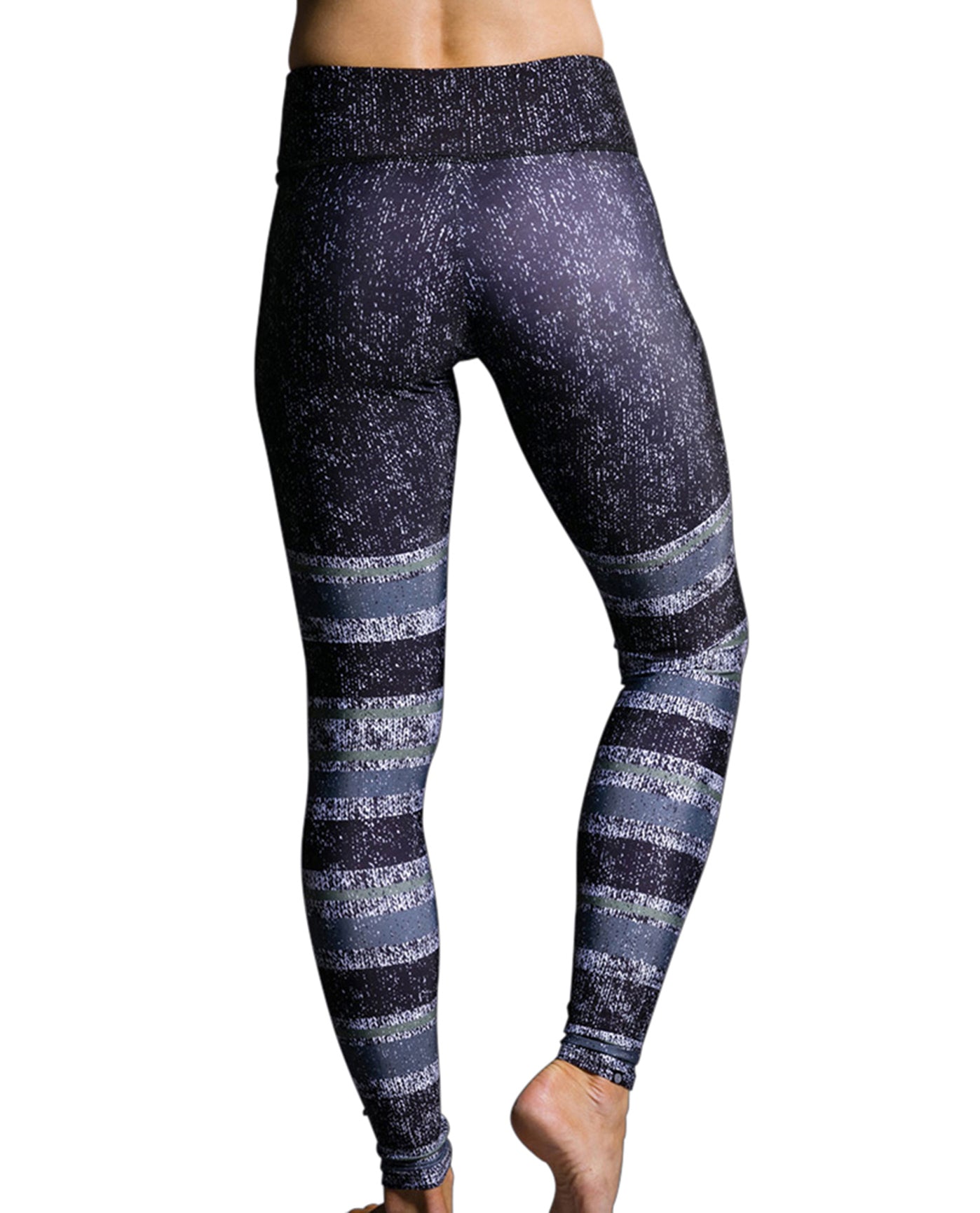 Back View Of Onzie Textured Stripe Graphic Legging | ONZ TEXTURED STRIPE